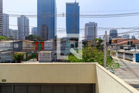 Casa à venda com 250m², 2 quartos e 3 vagas Casa à venda com 250m², 2 quartos e 3 vagasVista do Quarto 1