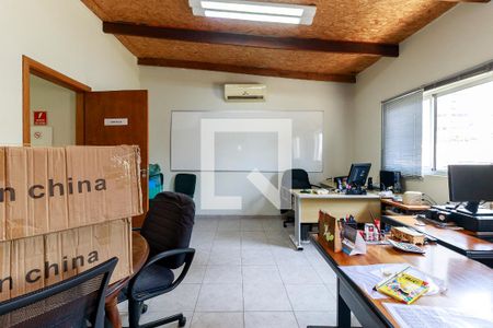 Casa à venda com 250m², 2 quartos e 3 vagas Casa à venda com 250m², 2 quartos e 3 vagasQuarto 1