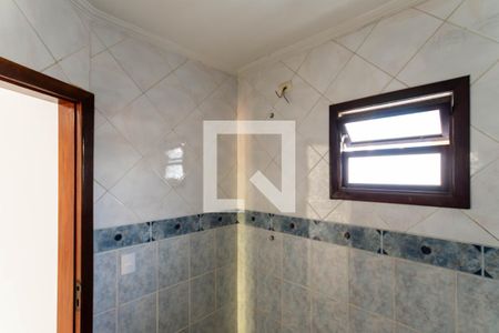 Casa à venda com 150m², 2 quartos e 3 vagasBanheiro da Suíte 2