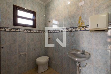 Casa à venda com 150m², 2 quartos e 3 vagasBanheiro da Suíte 1