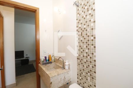 Casa de condomínio à venda com 67m², 2 quartos e 1 vagaBanheiroBanheiro