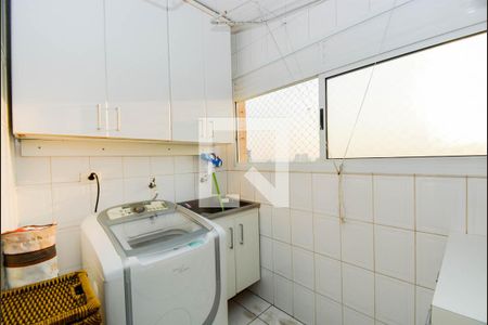 Apartamento para alugar com 67m², 2 quartos e 1 vagaÁrea de Serviço