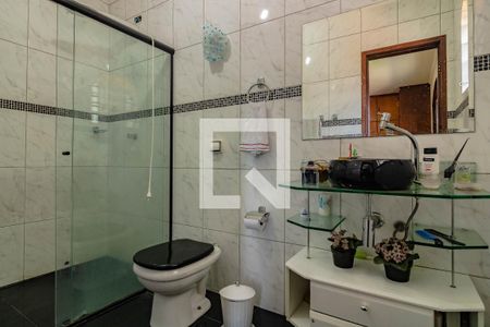Casa à venda com 200m², 4 quartos e 2 vagasBanheiro 2