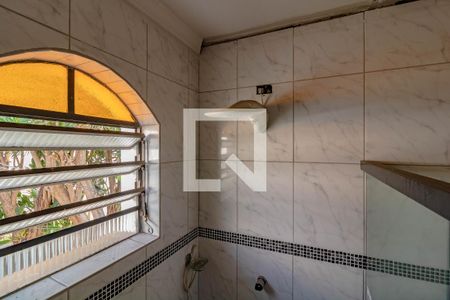 Casa à venda com 200m², 4 quartos e 2 vagasBanheiro 3