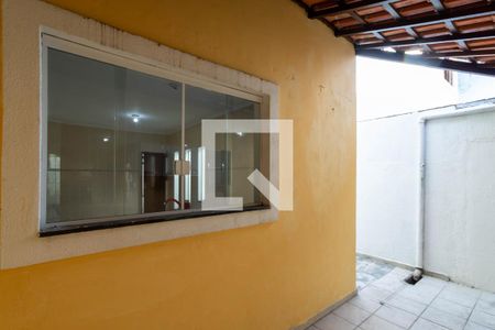 Casa à venda com 160m², 2 quartos e 1 vagaÁrea de Serviço
