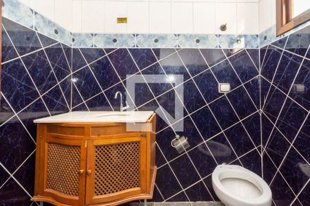 Casa à venda com 160m², 2 quartos e 1 vagaBanheiro da Suíte 2