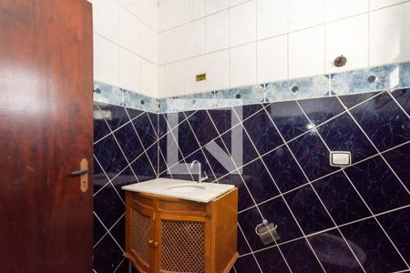 Casa à venda com 160m², 2 quartos e 1 vagaBanheiro da Suíte 2