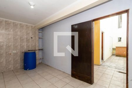 Casa à venda com 160m², 2 quartos e 1 vagaEdícula