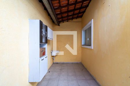 Casa à venda com 160m², 2 quartos e 1 vagaÁrea de Serviço