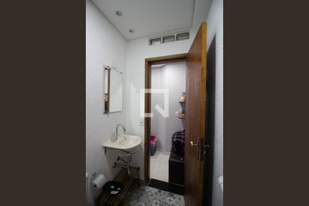 Casa para alugar com 70m², 3 quartos e 3 vagasBanheiro da Suíte 2