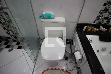 Casa para alugar com 70m², 3 quartos e 3 vagasBanheiro da Suíte