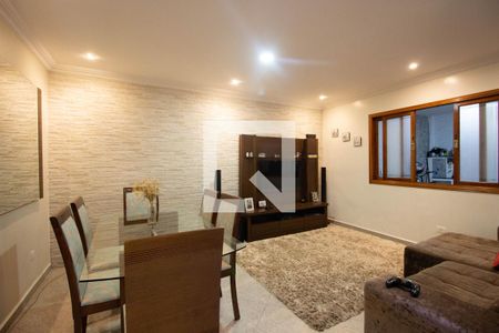 Sala de casa para alugar com 3 quartos, 70m² em Itaquera, São Paulo