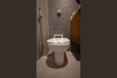 Banheiro de apartamento para alugar com 1 quarto, 50m² em Flamengo, Rio de Janeiro