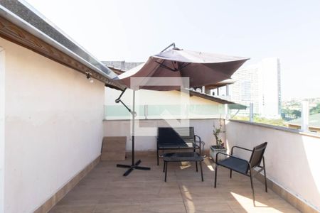 Casa à venda com 100m², 3 quartos e 2 vagasTerraço