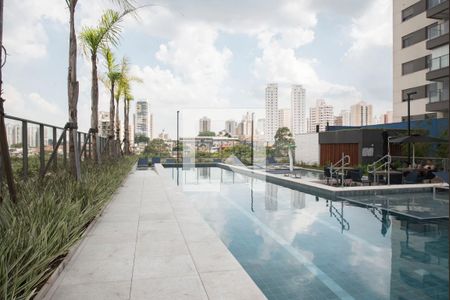 Apartamento à venda com 37m², 1 quarto e 1 vagaÁrea comum - Piscina