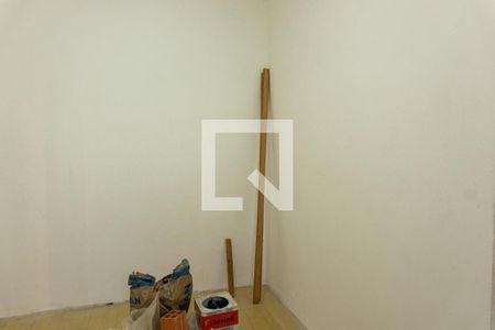 Casa para alugar com 25m², 1 quarto e sem vaga Casa para alugar com 25m², 1 quarto e sem vagaQuarto