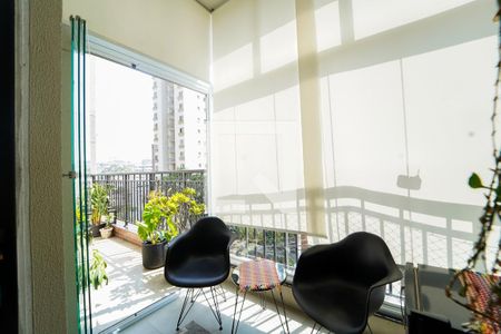 Sacada de apartamento à venda com 2 quartos, 70m² em Vila Pompéia, São Paulo