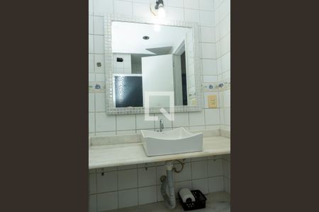 Apartamento à venda com 62m², 2 quartos e 1 vagaBanheiro Social