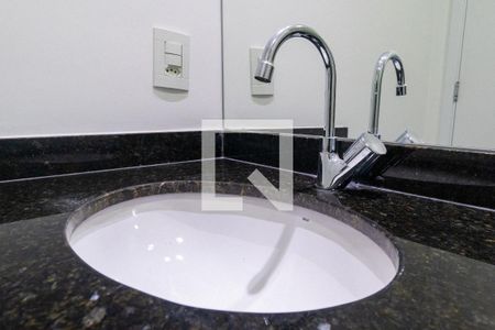 Apartamento à venda com 61m², 2 quartos e 1 vagaBanheiro Social