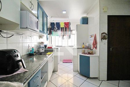 Apartamento à venda com 128m², 3 quartos e 2 vagasCozinha 