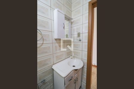 Banheiro de apartamento para alugar com 1 quarto, 40m² em Santo Antônio, Porto Alegre