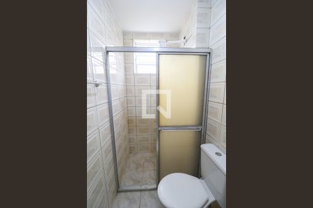 Banheiro de apartamento para alugar com 1 quarto, 40m² em Santo Antônio, Porto Alegre