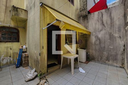 Casa à venda com 450m², 3 quartos e 5 vagas Casa à venda com 450m², 3 quartos e 5 vagasQuintal