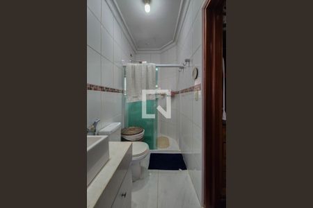 Casa à venda com 450m², 3 quartos e 5 vagas Casa à venda com 450m², 3 quartos e 5 vagasBanheiro da Suíte