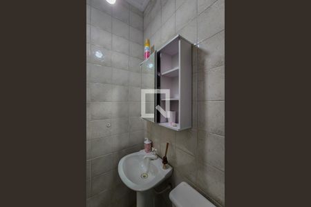 Casa à venda com 450m², 3 quartos e 5 vagas Casa à venda com 450m², 3 quartos e 5 vagasBanheiro de Serviço