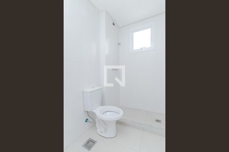 Banheiro da Suíte de apartamento à venda com 3 quartos, 90m² em Cristo Redentor, Porto Alegre