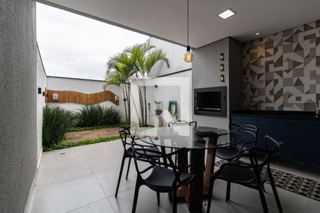 Casa à venda com 200m², 3 quartos e 5 vagasÁrea Gourmet