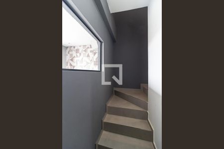 Casa à venda com 200m², 3 quartos e 5 vagasEscada