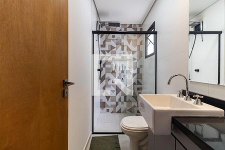 Casa à venda com 200m², 3 quartos e 5 vagasBanheiro da Suíte