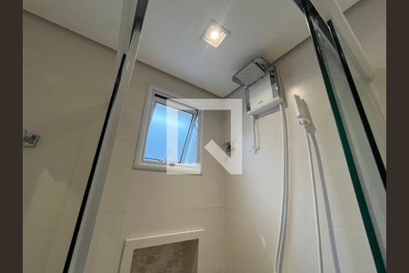 Casa à venda com 200m², 4 quartos e 2 vagasBanheiro da suite 2