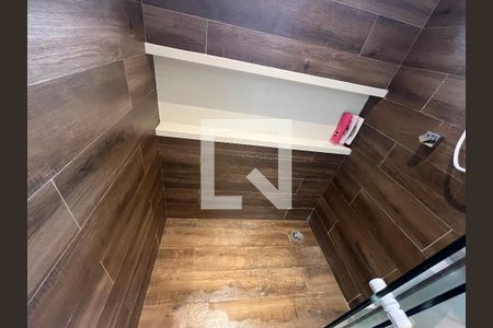 Casa à venda com 200m², 4 quartos e 2 vagasBanheiro da suite 1