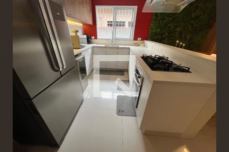 Casa à venda com 200m², 4 quartos e 2 vagasCozinha