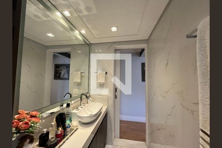 Casa à venda com 200m², 4 quartos e 2 vagasBanheiro da suite 1