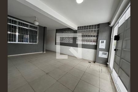 Casa à venda com 200m², 4 quartos e 2 vagasGaragem