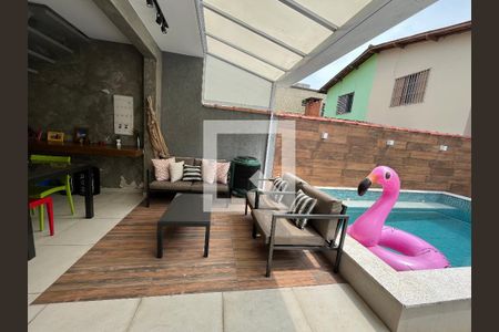 Casa à venda com 200m², 4 quartos e 2 vagasÁrea comum