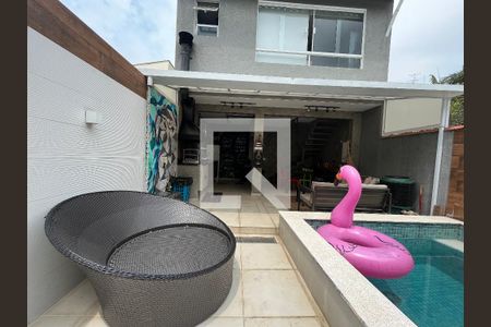 Casa à venda com 200m², 4 quartos e 2 vagasÁrea comum