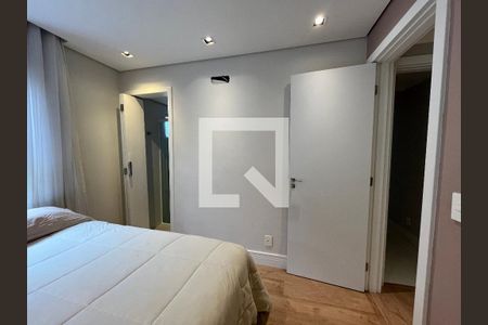 Casa à venda com 200m², 4 quartos e 2 vagasSuite 2