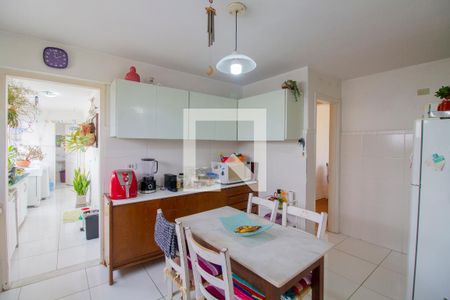 Apartamento à venda com 94m², 2 quartos e 1 vagaCozinha