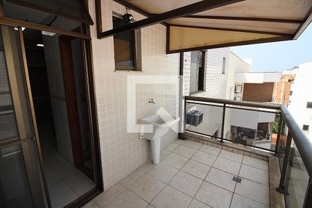 Apartamento para alugar com 280m², 3 quartos e 3 vagasÁrea de Serviço