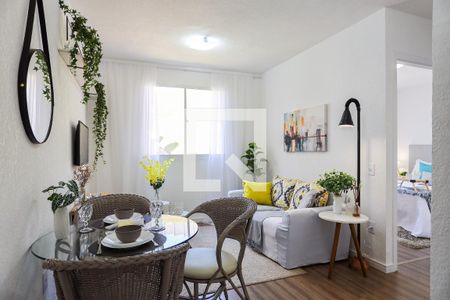 Sala  de apartamento para alugar com 2 quartos, 39m² em Jardim Petropolis, Cotia