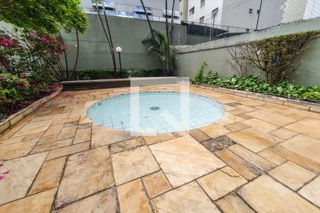 Apartamento à venda com 126m², 2 quartos e 2 vagas Apartamento à venda com 126m², 2 quartos e 2 vagasPiscina