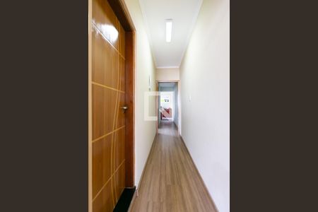 Casa à venda com 154m², 2 quartos e 3 vagasCorredor 