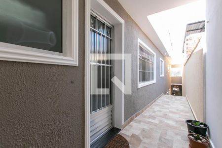 Casa à venda com 154m², 2 quartos e 3 vagasCorredor - Entrada 