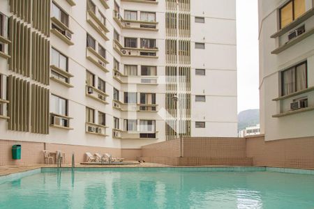 Apartamento para alugar com 60m², 2 quartos e 1 vagaÁrea comum - Piscina