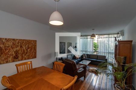 Sala de estar/Jantar de apartamento à venda com 4 quartos, 252m² em Centro, Campinas