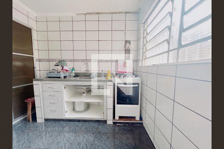 Casa à venda com 150m², 3 quartos e 1 vaga Casa à venda com 150m², 3 quartos e 1 vagaCozinha